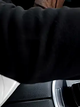 Snapshot of Secret_couple_ chatting on February 27, 2025, 4:32 pm Secret couple online show from February 27, 2025, 4:32 pm