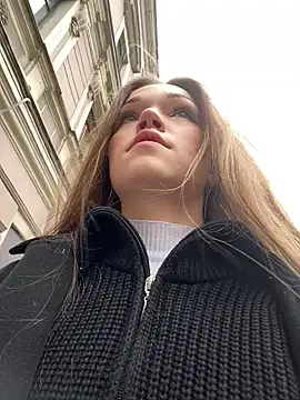 KitteCat online show from March 8, 2025, 9:17 am