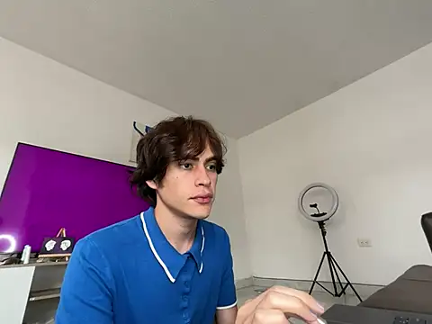 Ne0nn online show from January 1, 2025, 9:31 pm