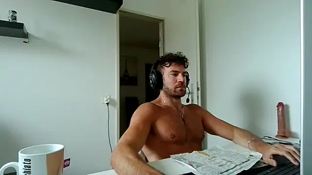 alpha-hunk online show from May 10, 2026, 9:25 am