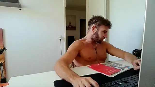 Snapshot of alpha-hunk chatting on June 13, 2026, 8:45 am alpha-hunk online show from June 13, 2026, 8:45 am