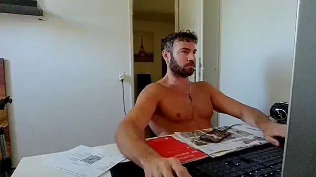 Snapshot of alpha-hunk chatting on June 14, 2026, 9:55 am alpha-hunk online show from June 14, 2026, 9:55 am