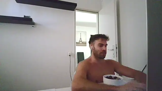 Snapshot of alpha-hunk chatting on July 10, 2026, 10:18 am alpha-hunk online show from July 10, 2026, 10:18 am