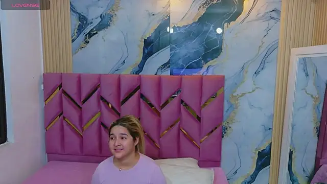 collegepawglovedaddy online show from April 13, 2026, 8:03 pm