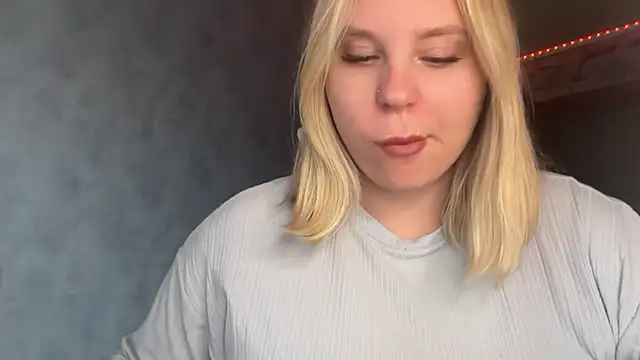 Thalia  Star online show from October 17, 2025, 12:30 pm