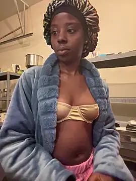 choclatepeaach online show from March 10, 2026, 10:09 am