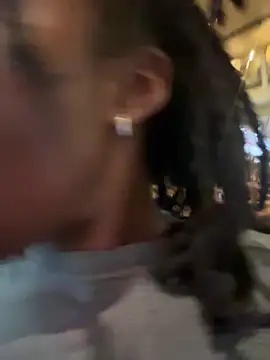 choclatepeaach online show from April 3, 2026, 7:45 pm