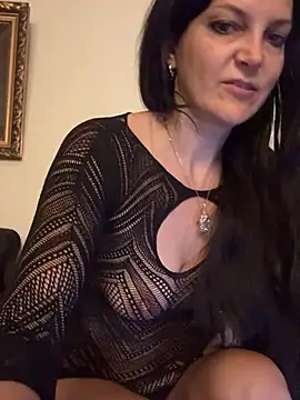 -OLYA- online show from March 7, 2026, 1:24 am