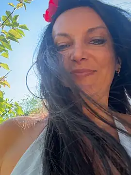 -OLYA- online show from June 1, 2026, 1:13 pm