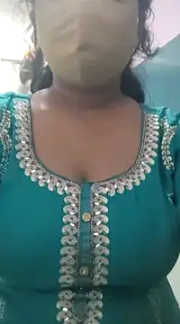 Snapshot of Dr_Chhaya chatting on February 26, 2025, 8:48 am Dr Chhaya online show from February 26, 2025, 8:48 am