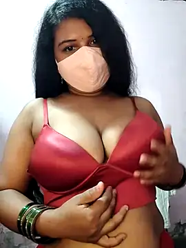 Snapshot of Dr_Chhaya chatting on July 8, 2026, 5:39 pm Dr Chhaya online show from July 8, 2026, 5:39 pm