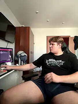 Snapshot of big_boy163 chatting on October 20, 2025, 4:02 am big boy163 online show from October 20, 2025, 4:02 am