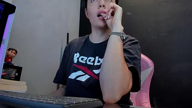 sherilkwang19tv online show from September 8, 2025, 10:09 pm