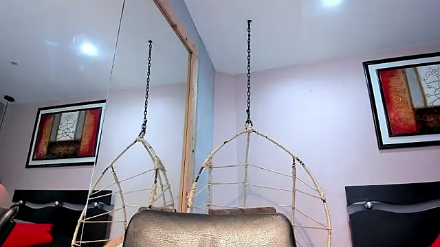 ebbafernandez  online show from March 23, 2026, 12:09 pm