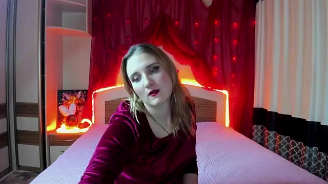 Miss Elsa  online show from December 14, 2025, 4:45 pm