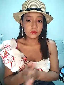 Snapshot of cami_victoria chatting on February 13, 2025, 7:21 pm cami victoria online show from February 13, 2025, 7:21 pm