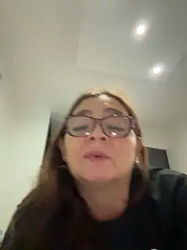 AntonellaAlondra4 online show from March 26, 2026, 4:29 am