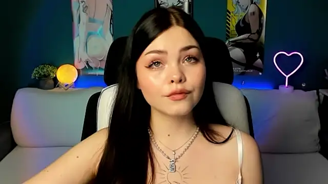 AkiraKatsu online show from January 17, 2025, 1:13 pm