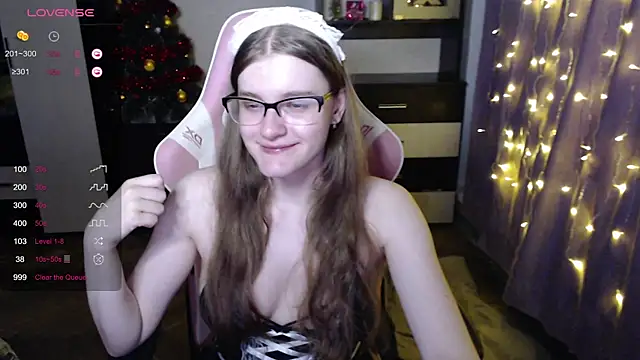 Snapshot of Tomato_Tease chatting on December 19, 2025, 5:25 am Tomato Tease online show from December 19, 2025, 5:25 am