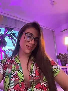 Snapshot of MariaIsabella8 chatting on May 3, 2026, 10:49 pm MariaIsabella8 online show from May 3, 2026, 10:49 pm