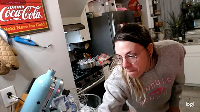 Snapshot of KSwonderland6 chatting on February 21, 2026, 6:36 am KSwonderland6 online show from February 21, 2026, 6:36 am