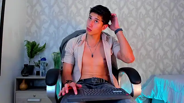 Dorianmistery2322  online show from January 18, 2025, 4:26 am