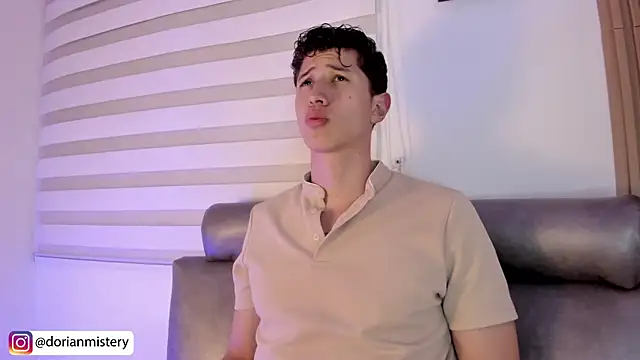 Dorianmistery2322  online show from April 1, 2026, 12:00 am