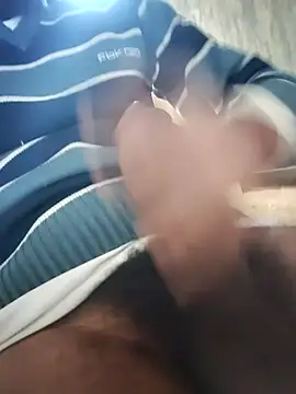 davidss57400 online show from December 23, 2024, 4:44 am