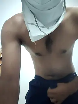 davidss57400 online show from February 21, 2025, 5:09 pm