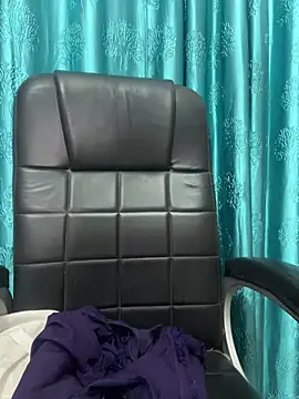 poision51 online show from February 9, 2026, 3:32 am