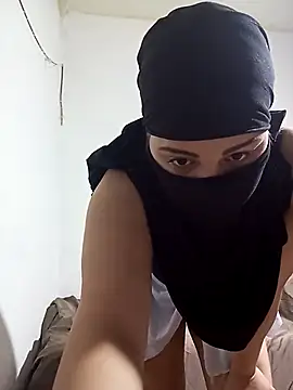 Sirinsx online show from November 6, 2025, 10:54 pm