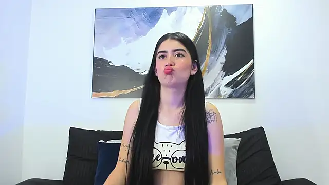 Snapshot of Mariia_Cooper1 chatting on December 6, 2024, 2:38 pm Mariia Cooper1 online show from December 6, 2024, 2:38 pm