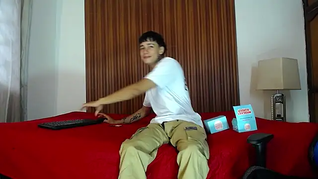 Snapshot of Zacktk7 chatting on December 28, 2024, 4:52 pm Zacktk7 online show from December 28, 2024, 4:52 pm