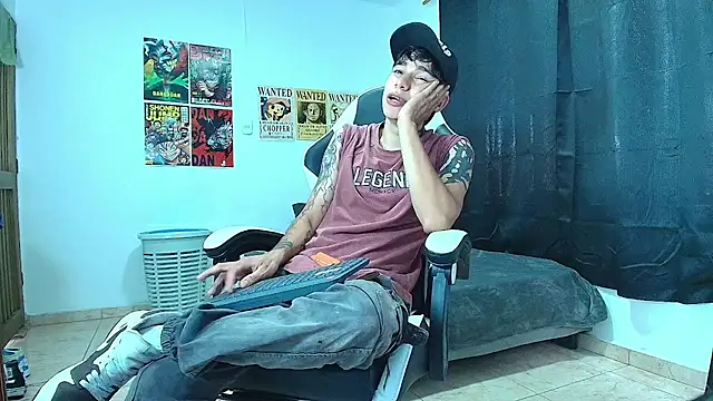 Snapshot of Zacktk7 chatting on February 13, 2025, 3:14 pm Zacktk7 online show from February 13, 2025, 3:14 pm