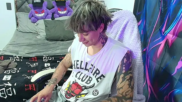 Snapshot of Zacktk7 chatting on April 15, 2026, 7:58 pm Zacktk7 online show from April 15, 2026, 7:58 pm