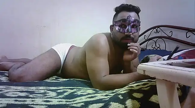 Snapshot of medo232586 chatting on December 11, 2024, 6:09 pm medo232586 online show from December 11, 2024, 6:09 pm