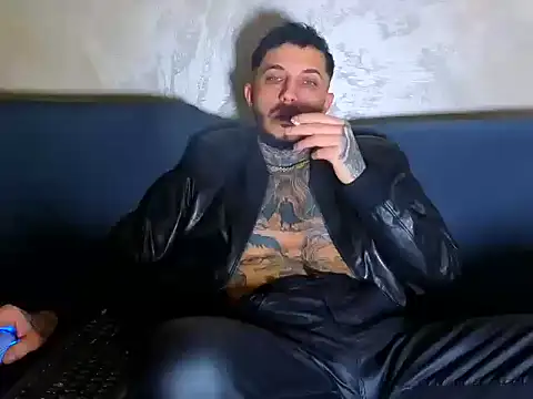 MentoXXL online show from January 11, 2026, 5:40 pm