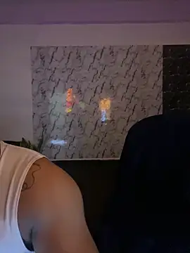 Snapshot of mikemacluffy chatting on February 4, 2025, 2:10 pm mikemacluffy online show from February 4, 2025, 2:10 pm