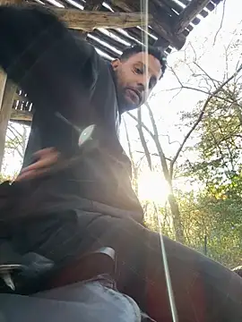 Snapshot of TacosSenpai chatting on November 4, 2025, 8:30 pm TacosSenpai online show from November 4, 2025, 8:30 pm