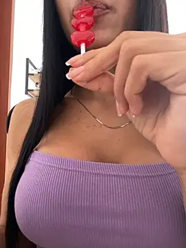 Lolitacooper online show from October 2, 2025, 9:55 pm