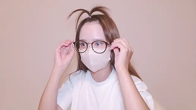 Snapshot of _hina_chan_ chatting on July 5, 2026, 2:02 pm hina chan online show from July 5, 2026, 2:02 pm