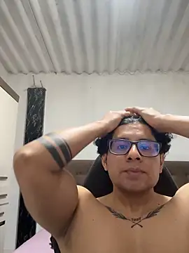 Snapshot of ikkipro chatting on December 5, 2025, 6:44 am ikkipro online show from December 5, 2025, 6:44 am