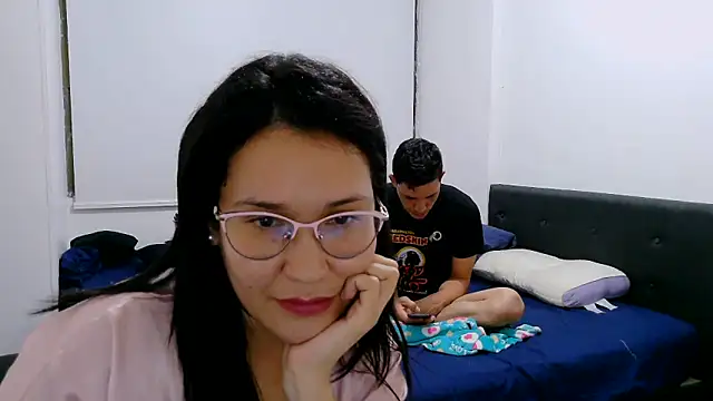 Snapshot of luxandracon23 chatting on October 1, 2025, 4:29 am luxandracon23 online show from October 1, 2025, 4:29 am