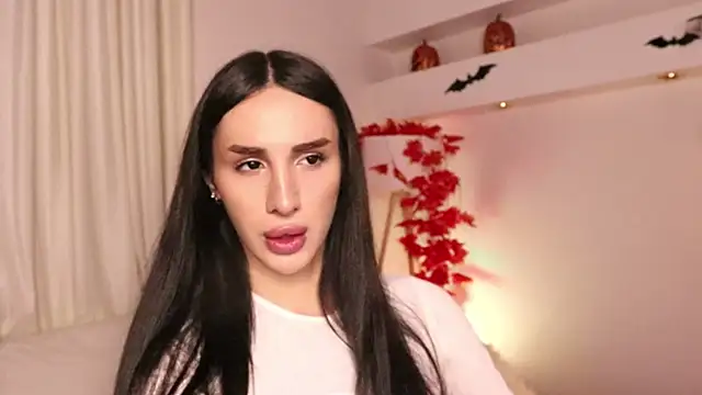 Kim Oberlin  online show from October 28, 2025, 11:25 am