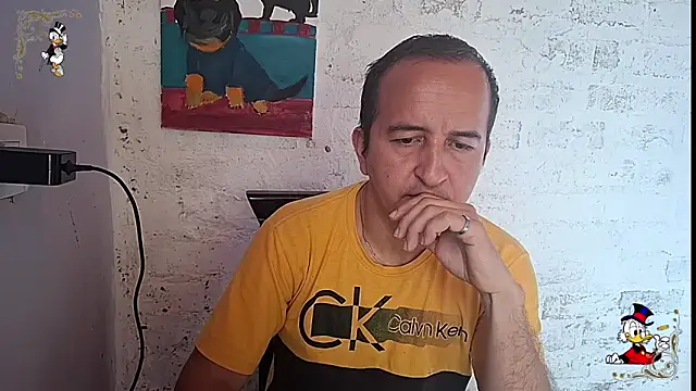 Snapshot of yazforeSolo chatting on October 7, 2025, 2:03 pm yazforeSolo online show from October 7, 2025, 2:03 pm