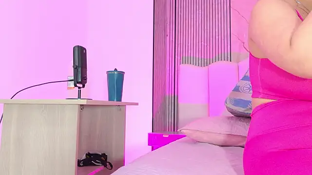 Sofia martiin online show from March 25, 2026, 3:12 am