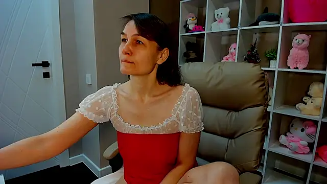 Lillian White online show from January 12, 2025, 1:11 am