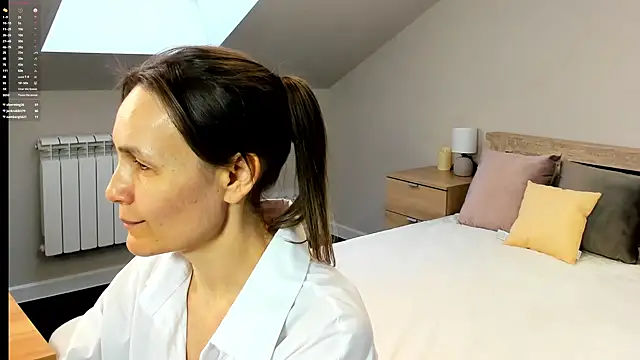 Lillian White online show from February 22, 2025, 7:34 am