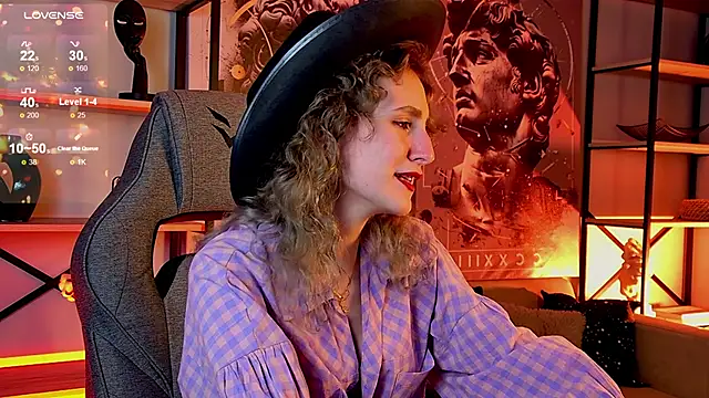 LuxRayi online show from September 26, 2025, 6:01 pm