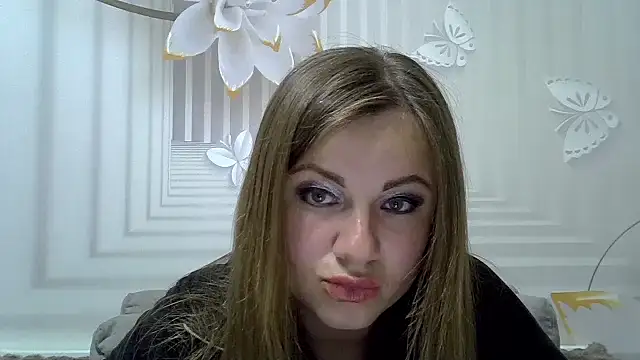 TinaFun4u online show from April 23, 2026, 7:38 pm